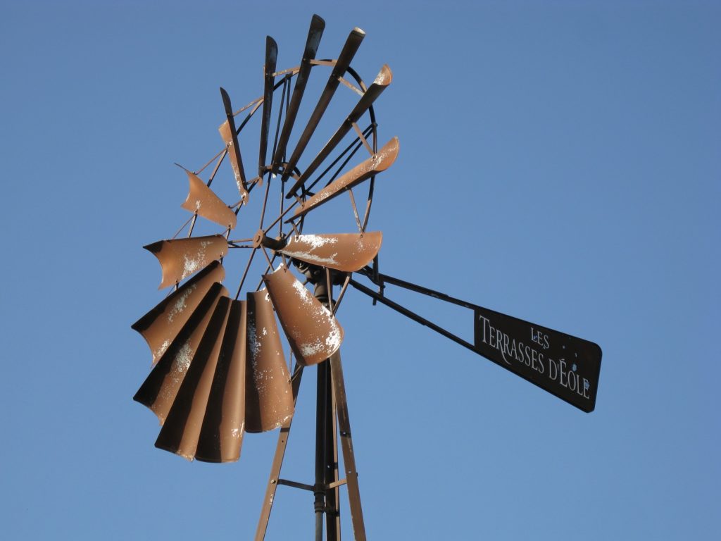 Domaine Terrasses d' Eole Windmill
